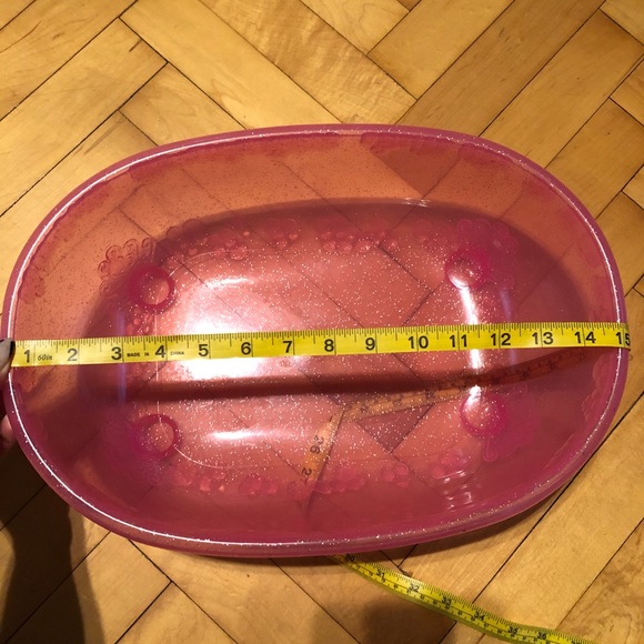 Pink Babydoll Bathtub - Picture 3 of 3